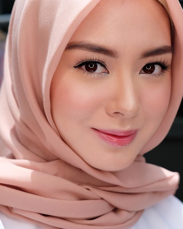 Putri hamdani